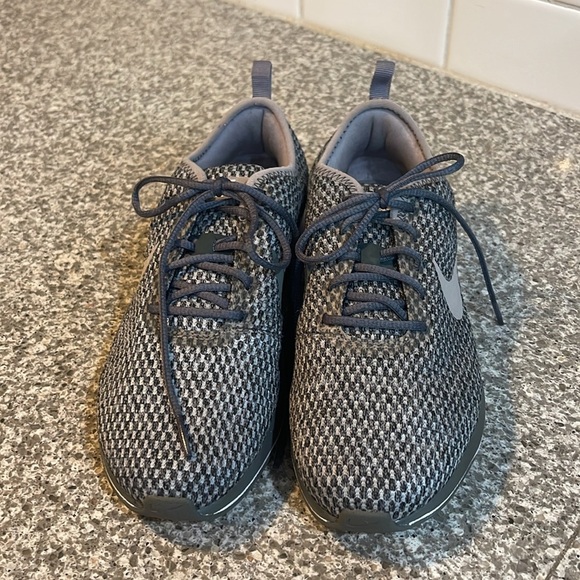 Nike Dualtone Racer Black and Gray Sneakers - Picture 2 of 7